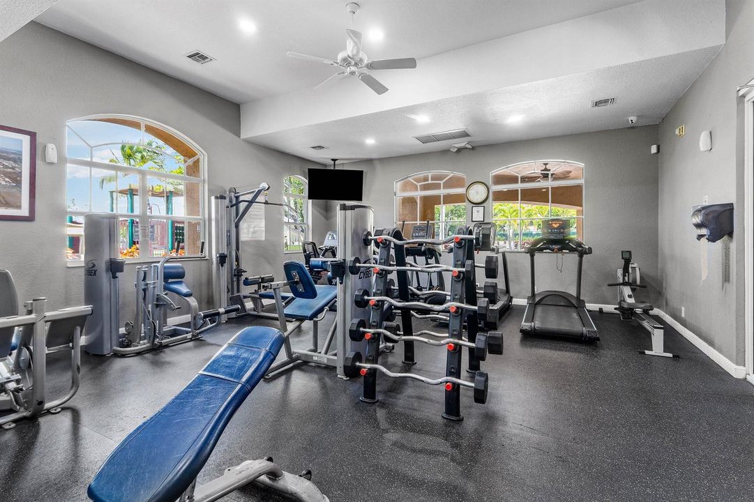 042-599CrestaCircle-WestPalmBeach-FL-334