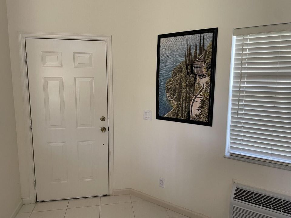 thumbnail_IMG-6256