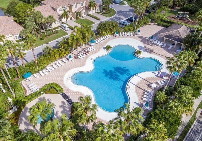 Castle Pines Pool