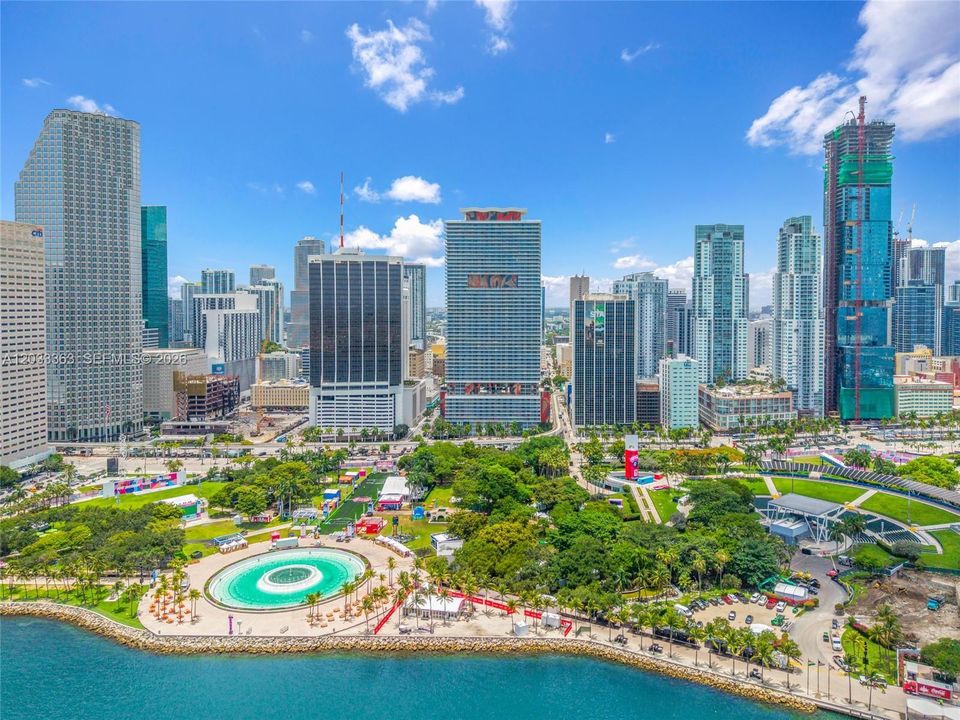 For Sale: $460,000 (1 beds, 1 baths, 800 Square Feet)