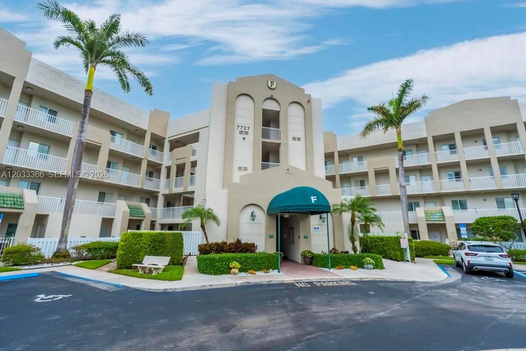 For Sale: $250,000 (2 beds, 2 baths, 1705 Square Feet)