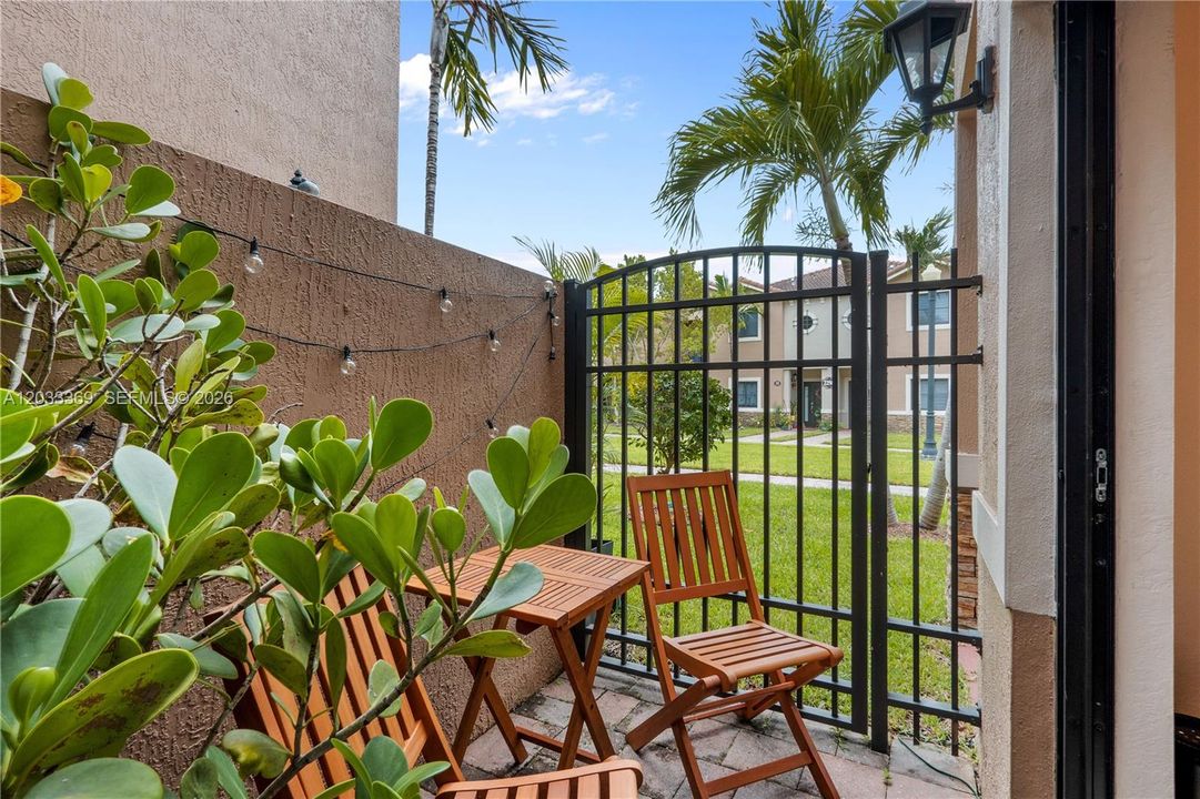 En Venta: $465,000 (3 camas, 2 baños, 1515 Pies cuadrados)