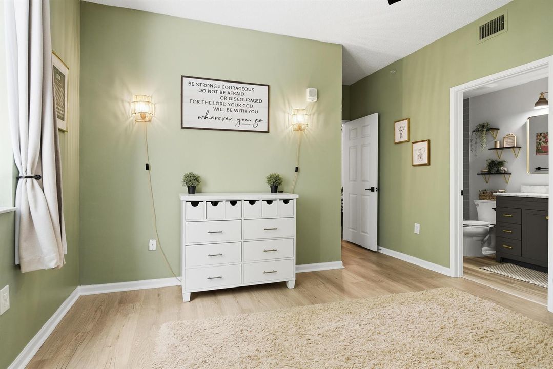 780-S-SAPODILLA-AVE-APT-104-33401-021