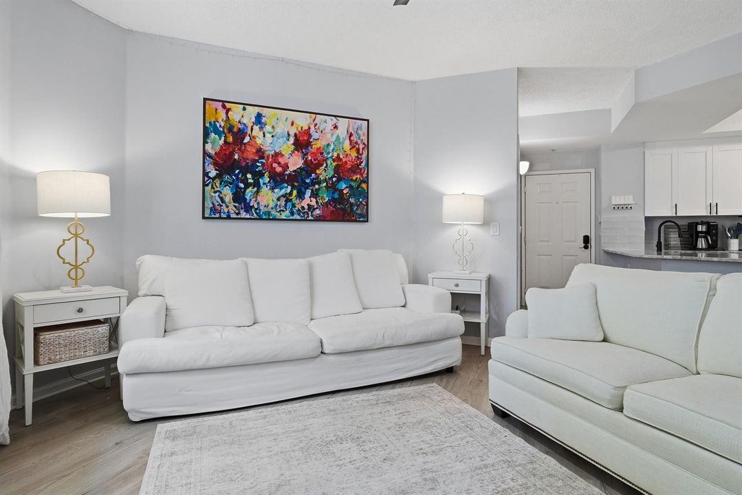 780-S-SAPODILLA-AVE-APT-104-33401-004