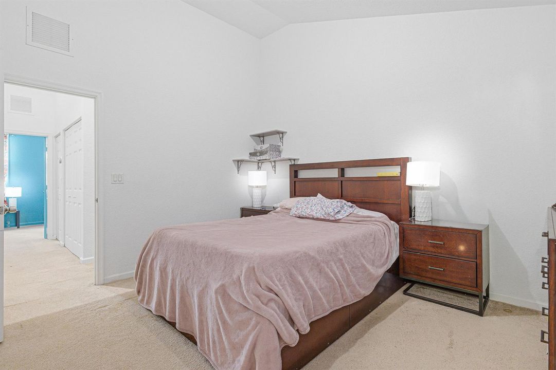 Bedroom1-B