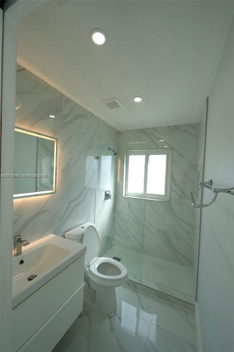 For Rent: $3,100 (2 beds, 2 baths, 1265 Square Feet)