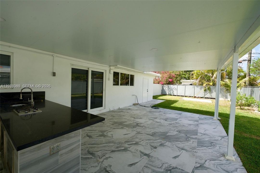 For Rent: $3,100 (2 beds, 2 baths, 1265 Square Feet)