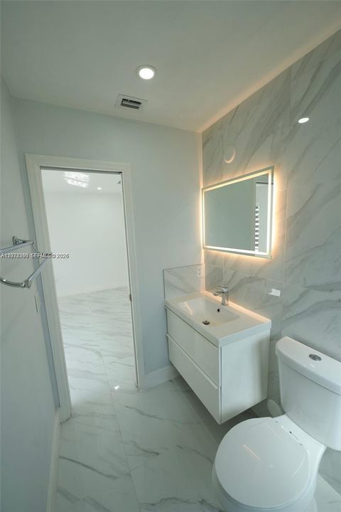 For Rent: $3,100 (2 beds, 2 baths, 1265 Square Feet)