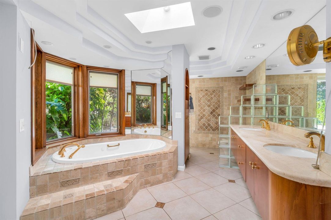 15-web-or-mls-photo-15