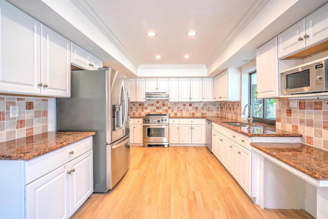 Kitchen 1