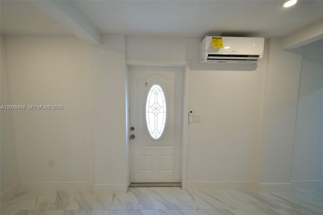 В аренду: $1,500 (3 спален, 1 ванн, 1265 Квадратных фут)