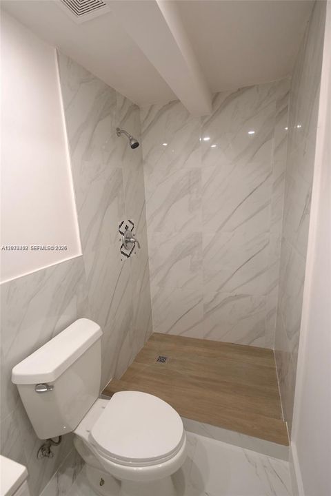 В аренду: $1,500 (3 спален, 1 ванн, 1265 Квадратных фут)