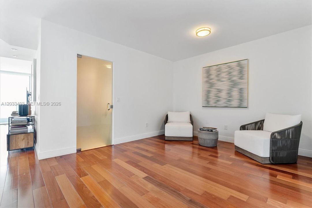 For Rent: $9,200 (2 beds, 3 baths, 1730 Square Feet)