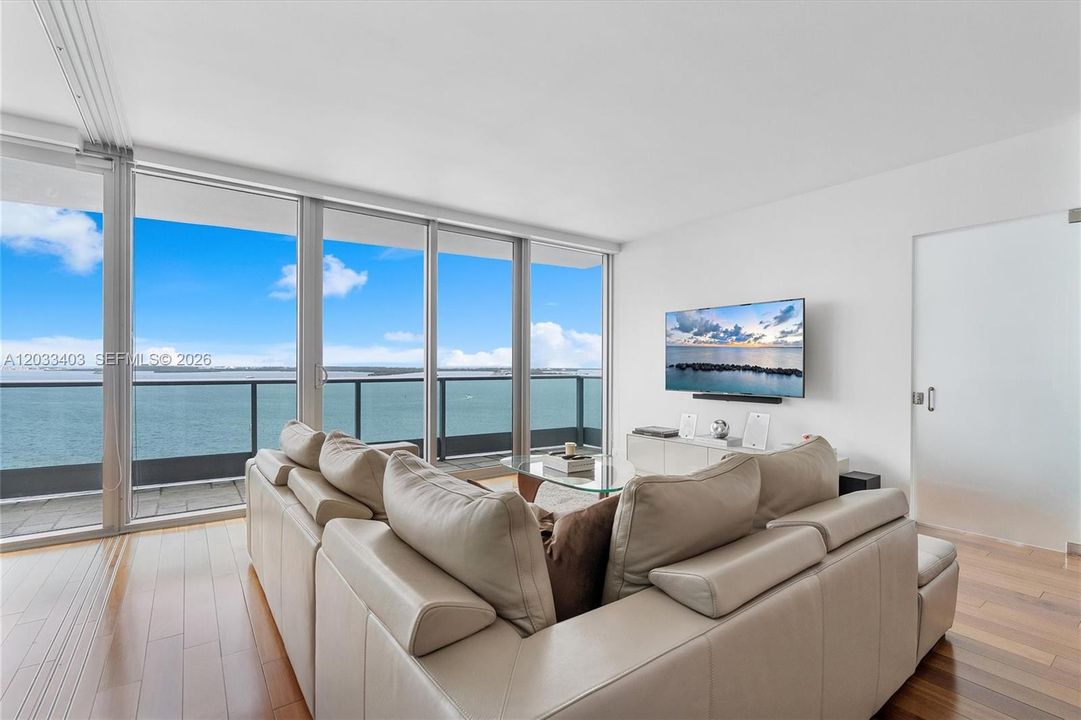 For Rent: $9,200 (2 beds, 3 baths, 1730 Square Feet)