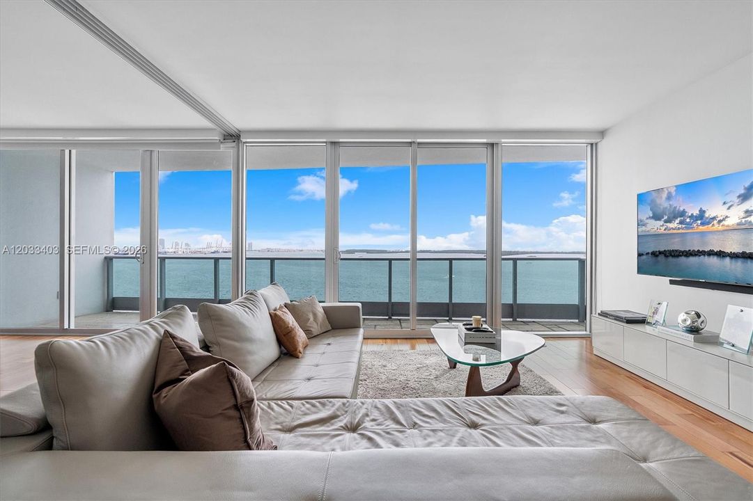 For Rent: $9,200 (2 beds, 3 baths, 1730 Square Feet)