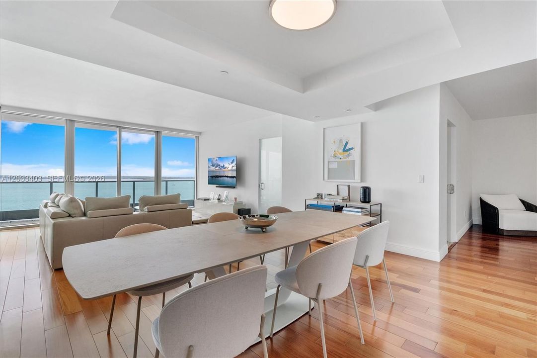 For Rent: $9,200 (2 beds, 3 baths, 1730 Square Feet)
