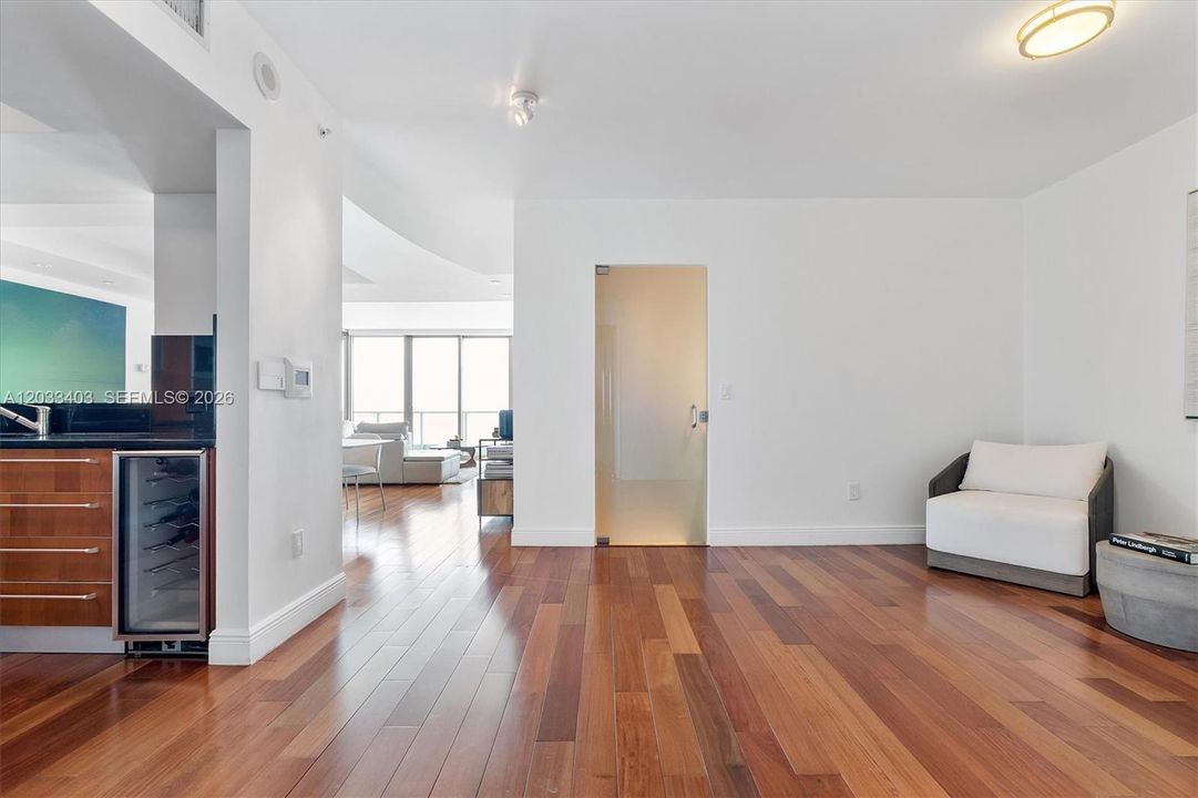 For Rent: $9,200 (2 beds, 3 baths, 1730 Square Feet)
