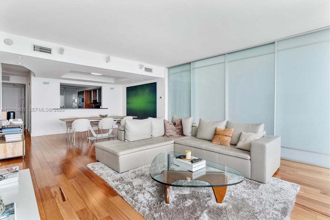 For Rent: $9,200 (2 beds, 3 baths, 1730 Square Feet)