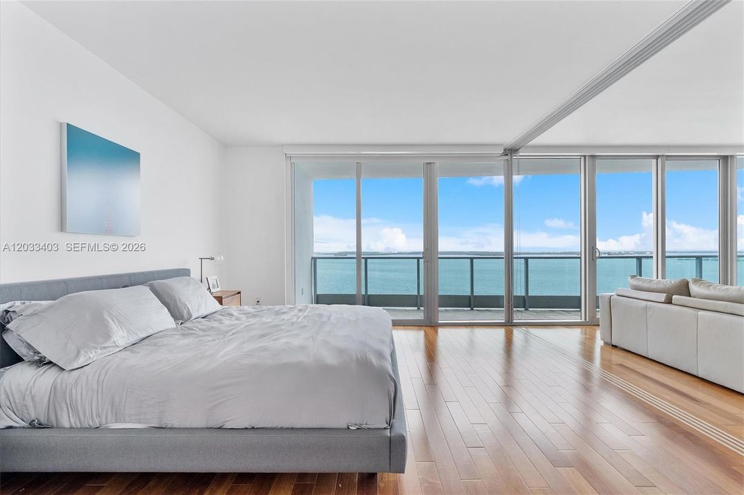 For Rent: $9,200 (2 beds, 3 baths, 1730 Square Feet)