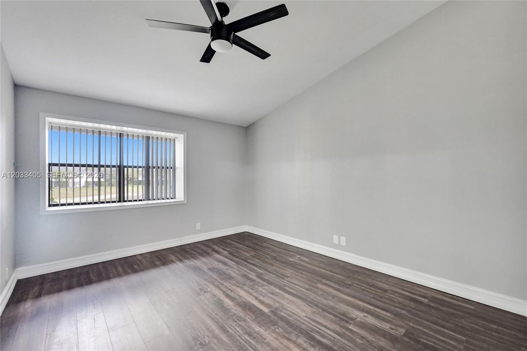 For Rent: $2,500 (2 beds, 2 baths, 1230 Square Feet)