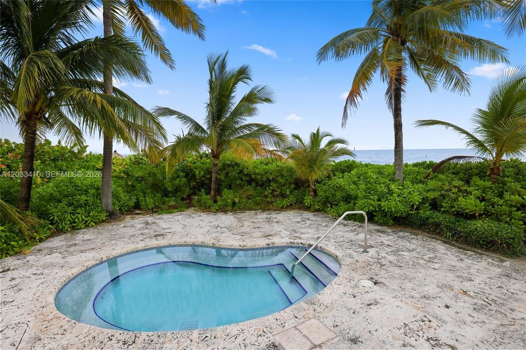 For Rent: $32,000 (3 beds, 3 baths, 2049 Square Feet)