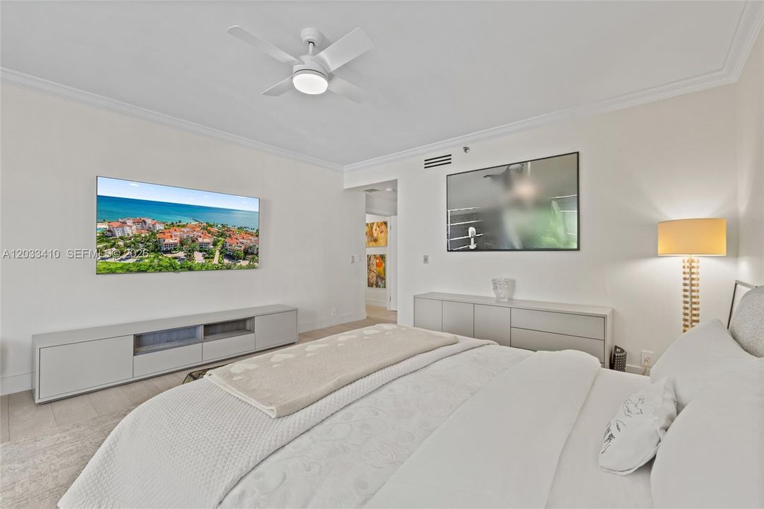 For Rent: $32,000 (3 beds, 3 baths, 2049 Square Feet)