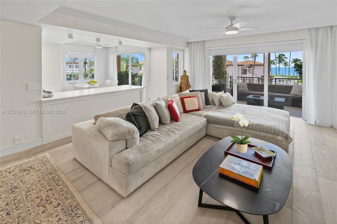 For Rent: $32,000 (3 beds, 3 baths, 2049 Square Feet)