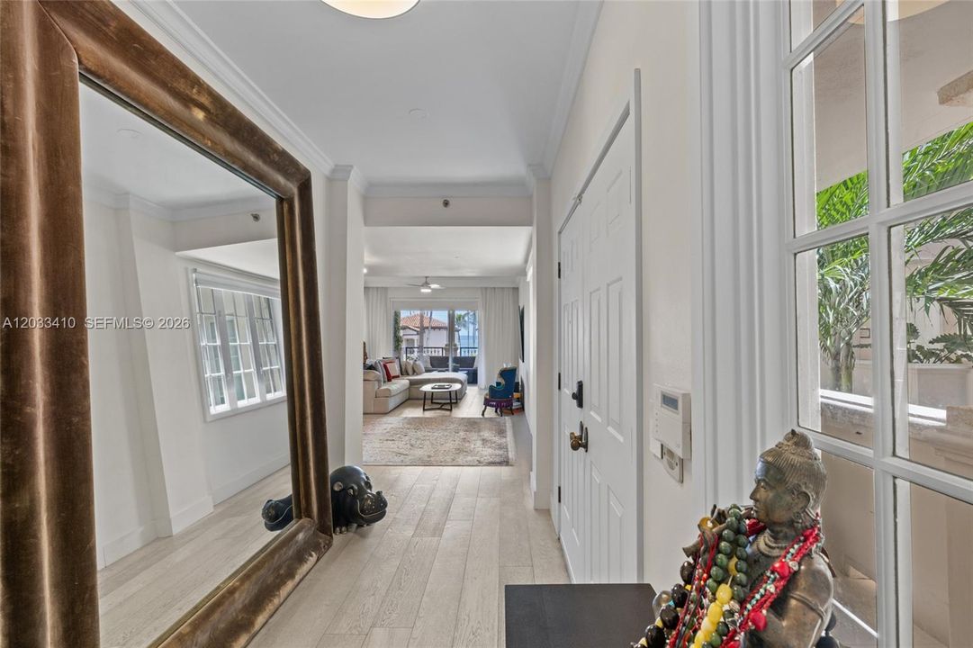 For Rent: $32,000 (3 beds, 3 baths, 2049 Square Feet)