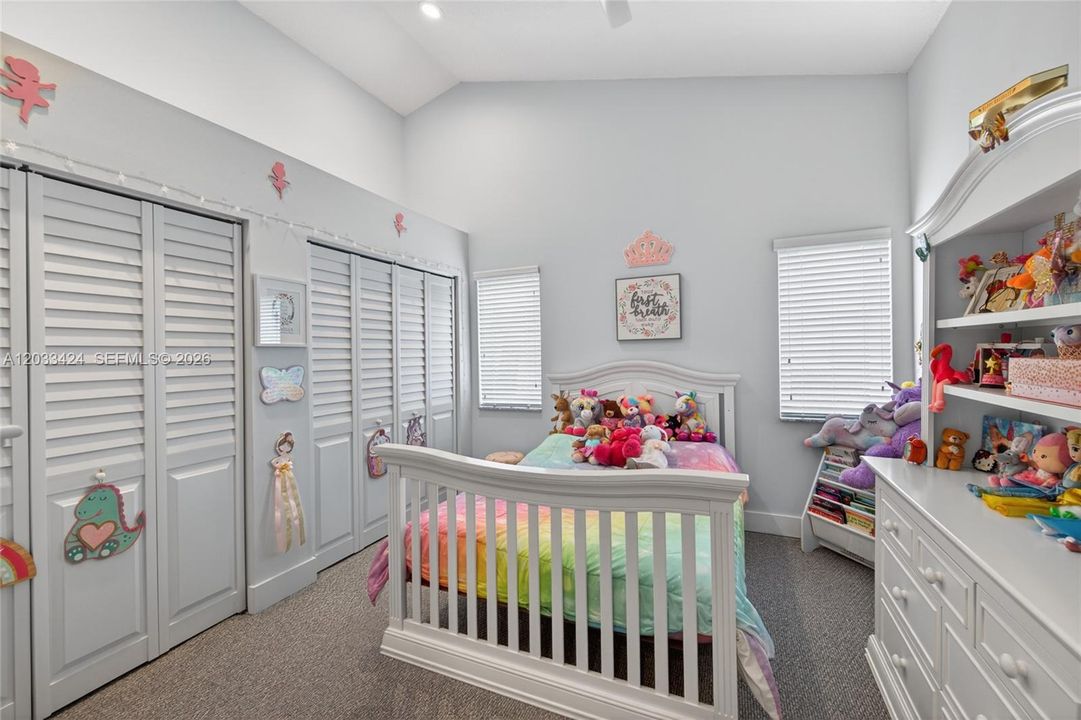 For Sale: $1,100,000 (4 beds, 2 baths, 2680 Square Feet)