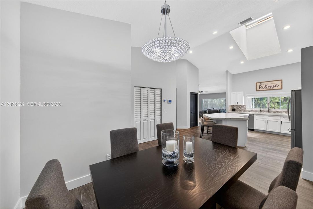 For Sale: $1,100,000 (4 beds, 2 baths, 2680 Square Feet)
