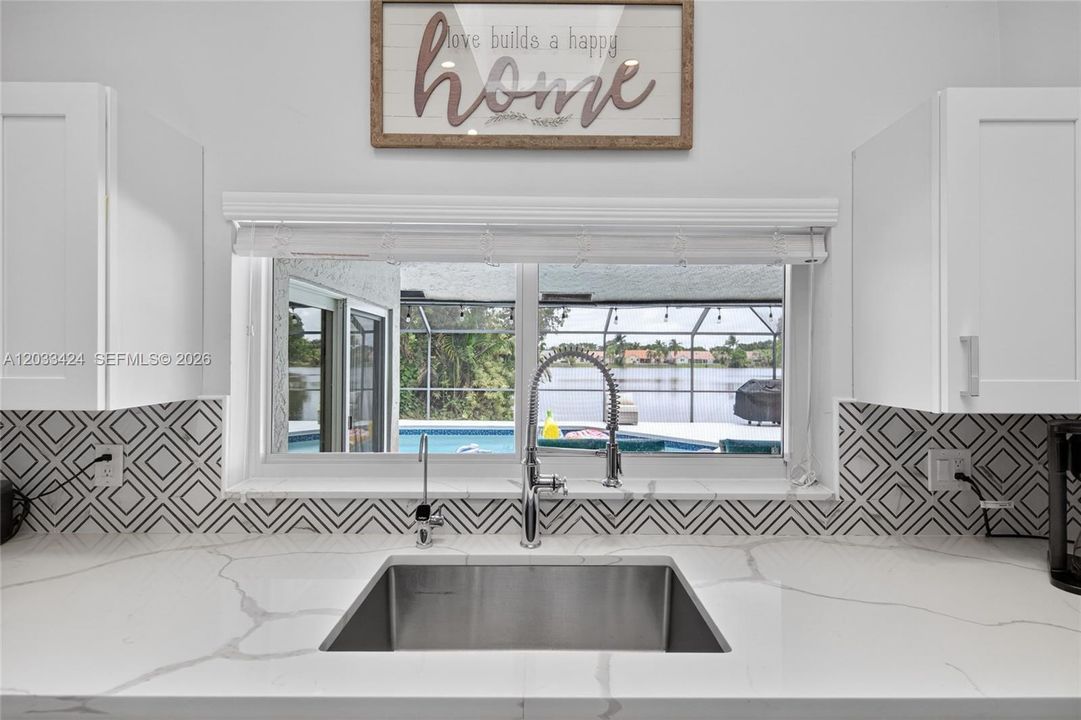 For Sale: $1,100,000 (4 beds, 2 baths, 2680 Square Feet)