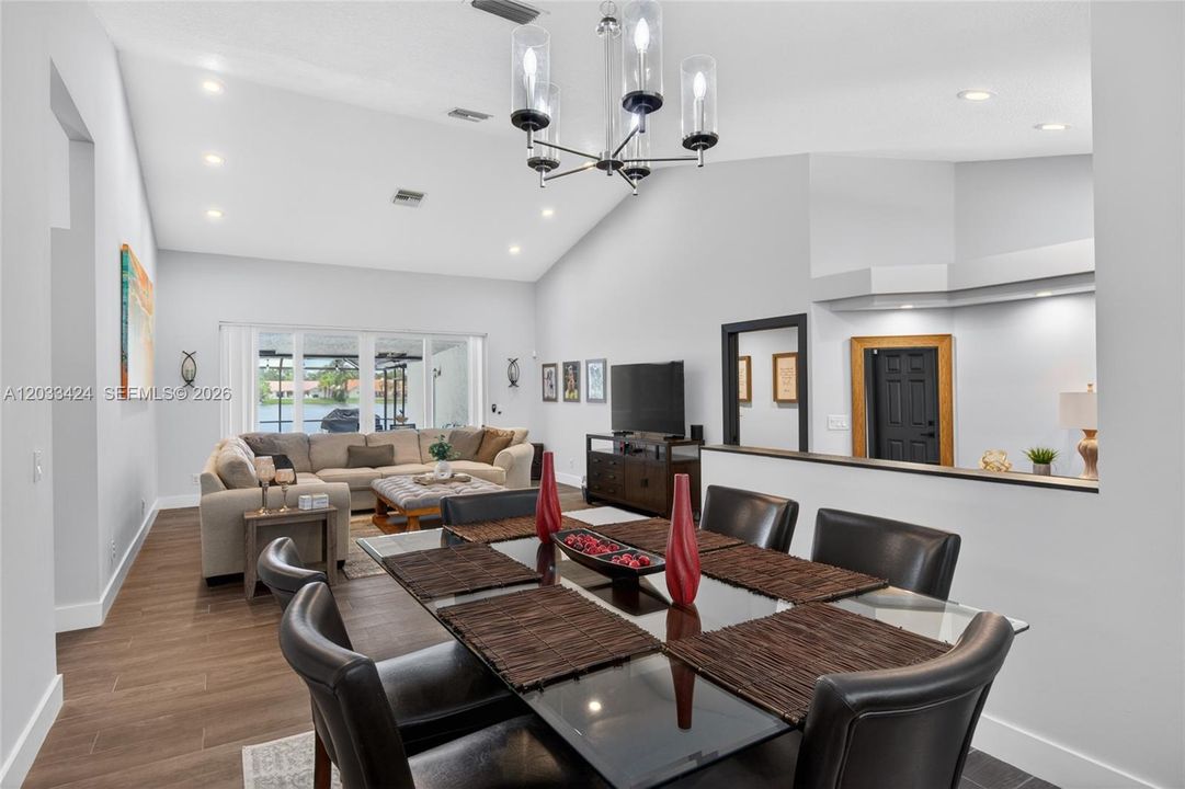 For Sale: $1,100,000 (4 beds, 2 baths, 2680 Square Feet)