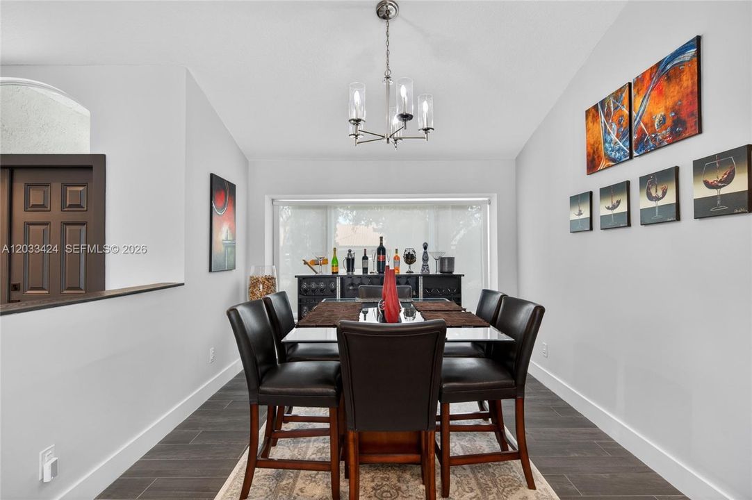 For Sale: $1,100,000 (4 beds, 2 baths, 2680 Square Feet)