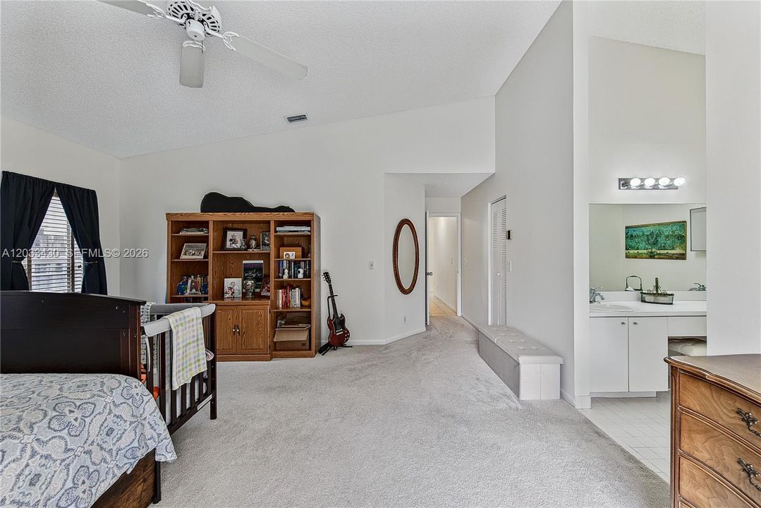 For Sale: $579,000 (3 beds, 2 baths, 1925 Square Feet)