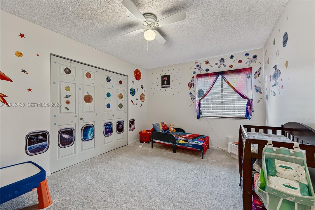 For Sale: $579,000 (3 beds, 2 baths, 1925 Square Feet)