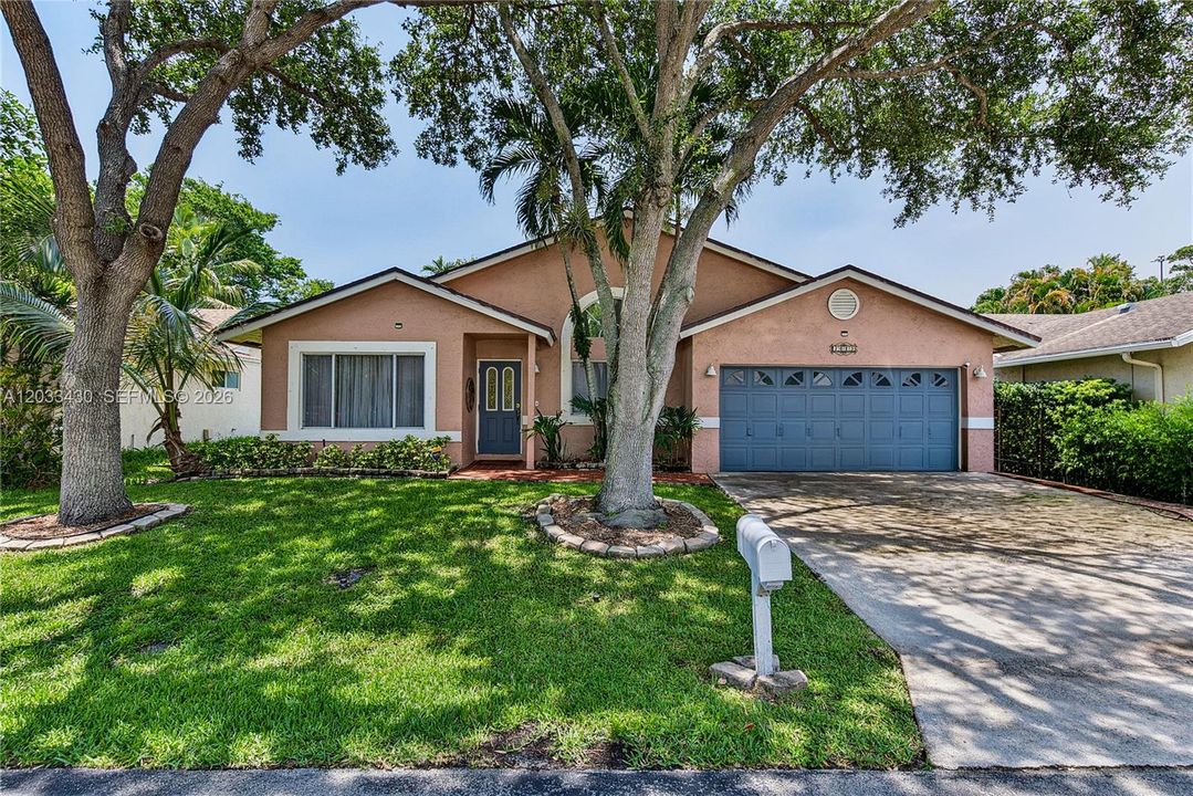 For Sale: $579,000 (3 beds, 2 baths, 1925 Square Feet)