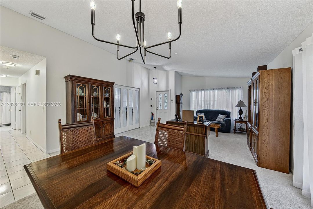 For Sale: $579,000 (3 beds, 2 baths, 1925 Square Feet)