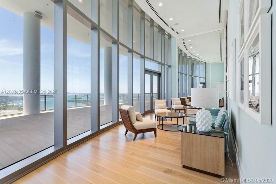 For Sale: $3,450,000 (2 beds, 2 baths, 1447 Square Feet)