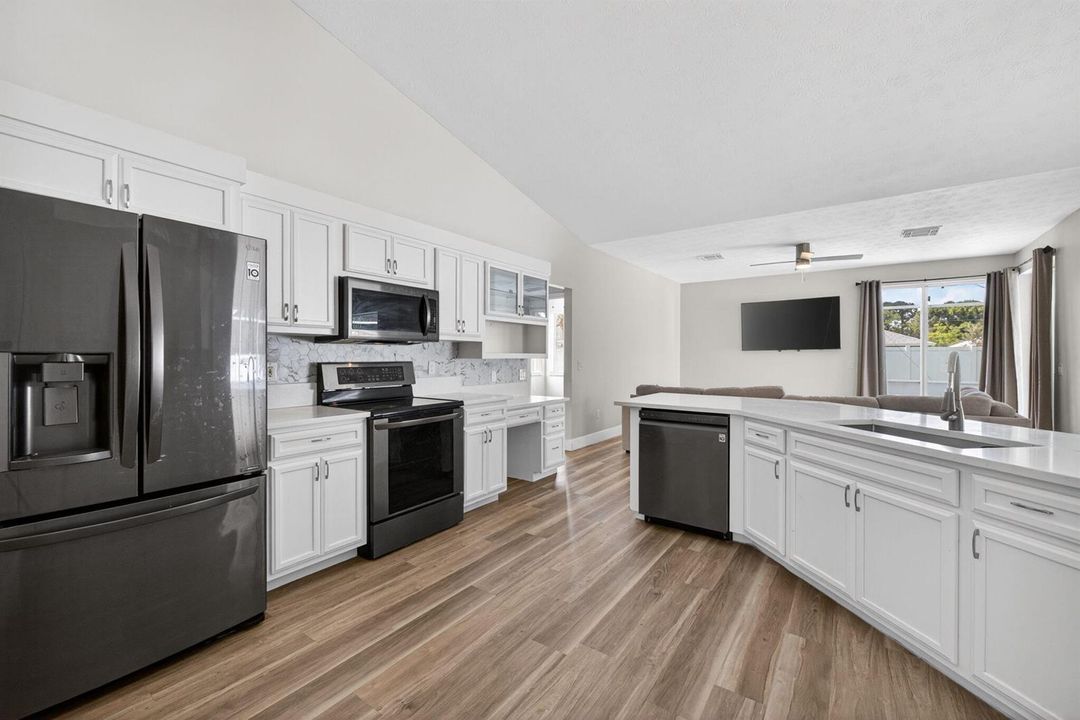 14-web-or-mls-3A5A9257