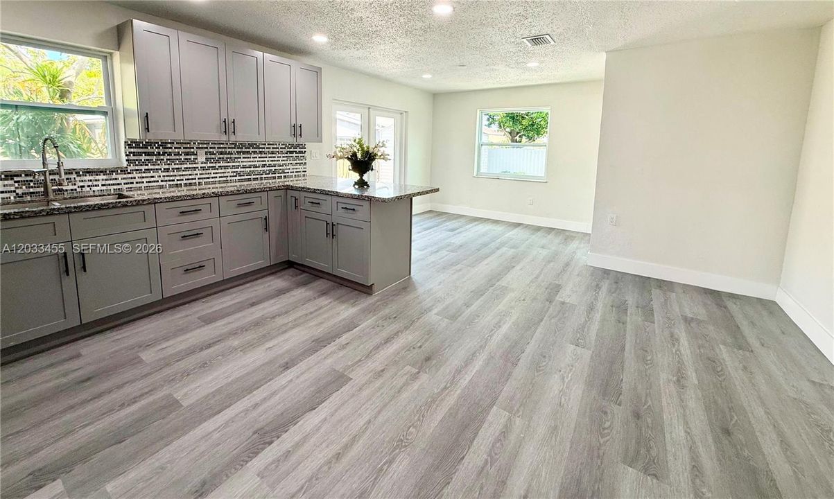 For Sale: $509,900 (3 beds, 2 baths, 1444 Square Feet)