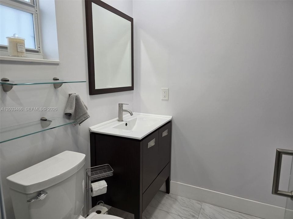 For Sale: $559,900 (3 beds, 2 baths, 1674 Square Feet)