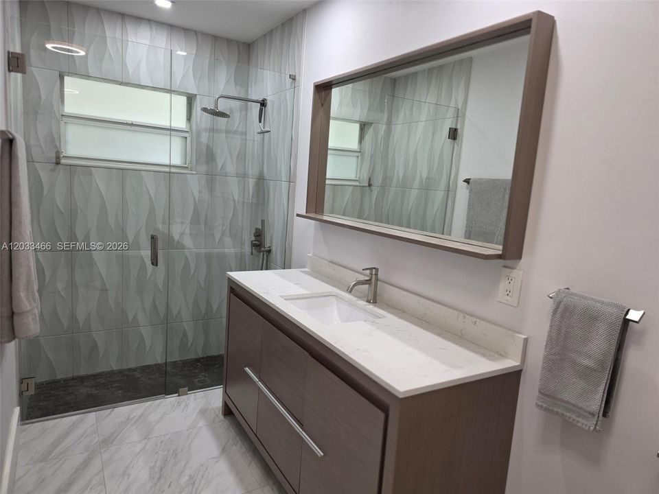 For Sale: $559,900 (3 beds, 2 baths, 1674 Square Feet)