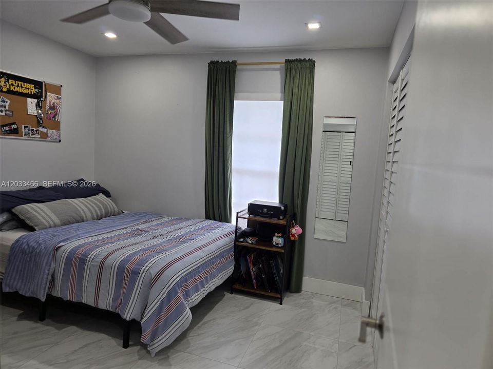 For Sale: $559,900 (3 beds, 2 baths, 1674 Square Feet)