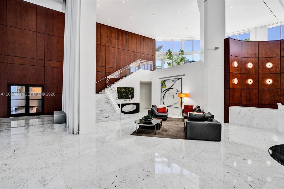 For Sale: $1,400,000 (2 beds, 2 baths, 1800 Square Feet)