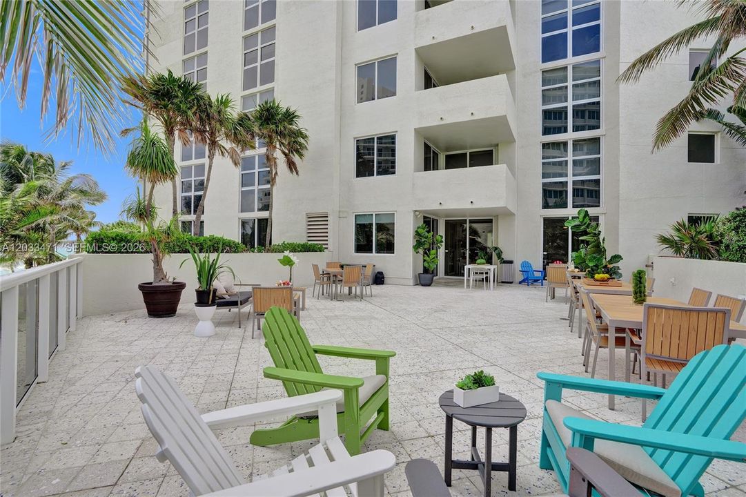Huge Outdoor entertainment
