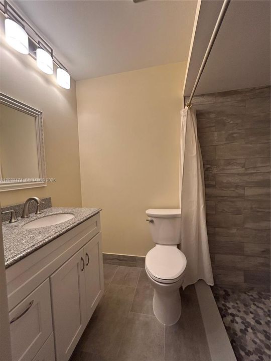 For Sale: $294,900 (2 beds, 2 baths, 1000 Square Feet)