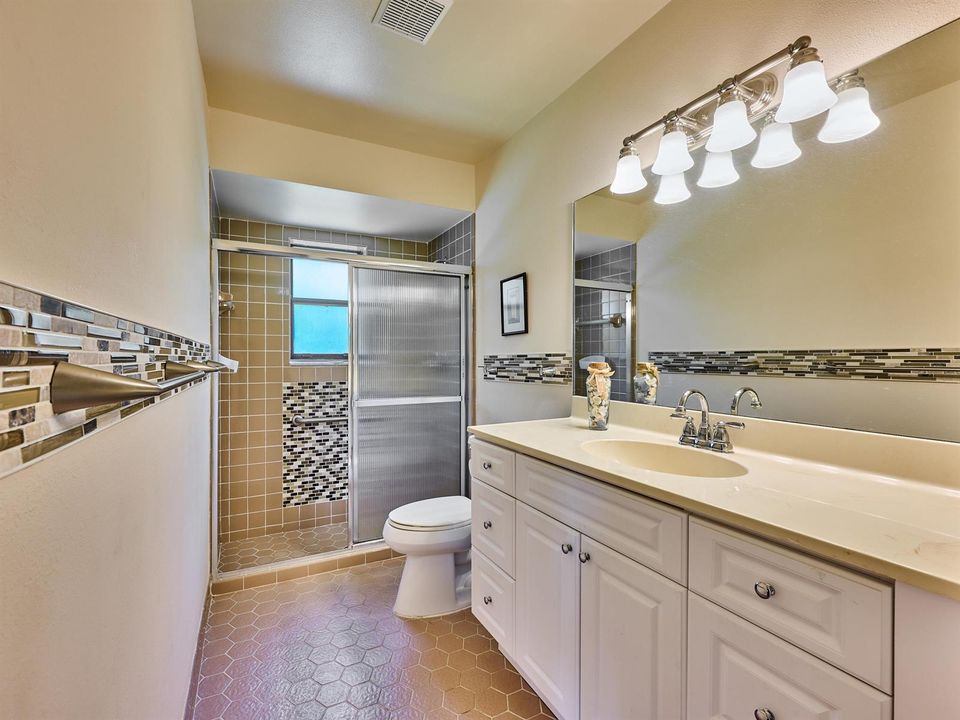 Master FULL Bath