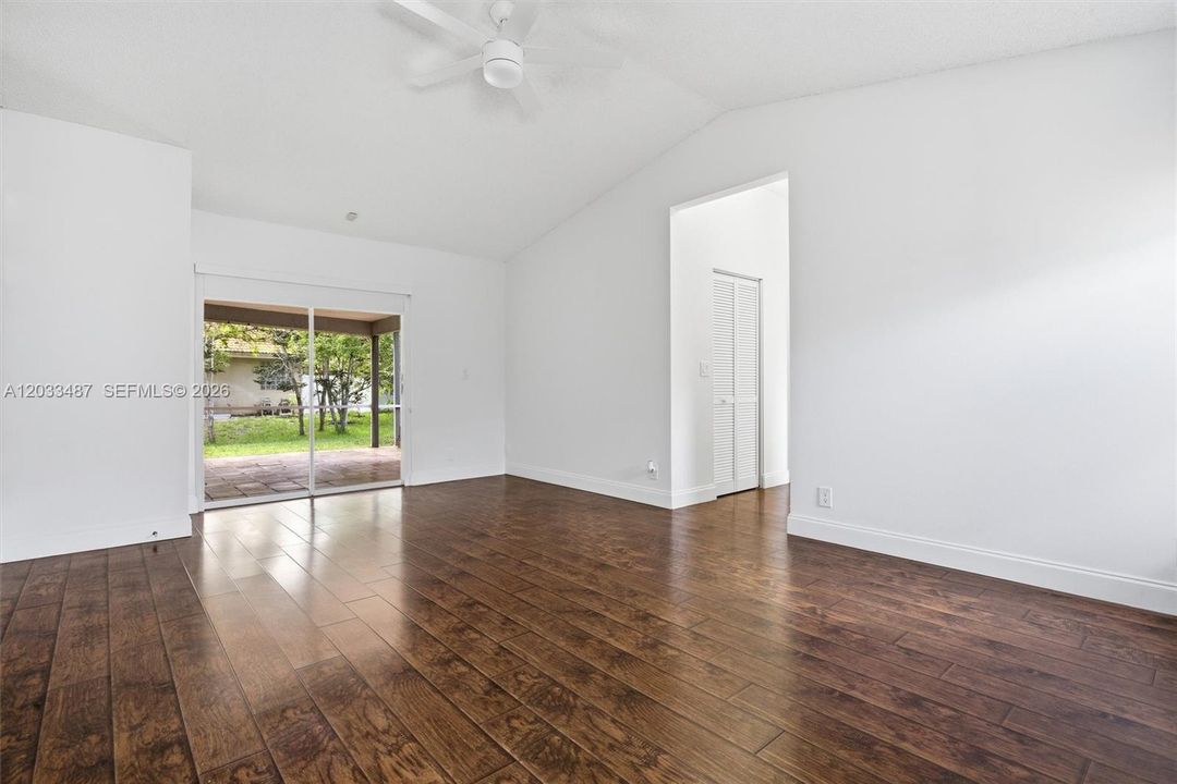 For Rent: $3,500 (3 beds, 2 baths, 2079 Square Feet)