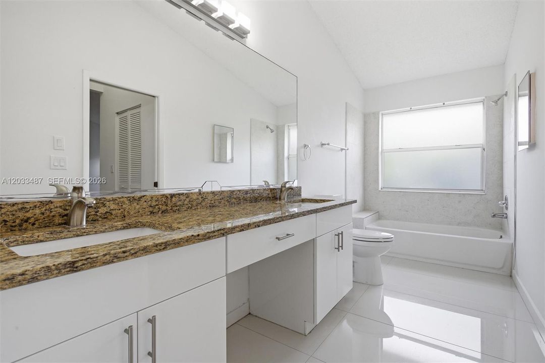 For Rent: $3,500 (3 beds, 2 baths, 2079 Square Feet)