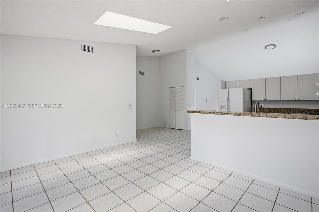 For Rent: $3,500 (3 beds, 2 baths, 2079 Square Feet)